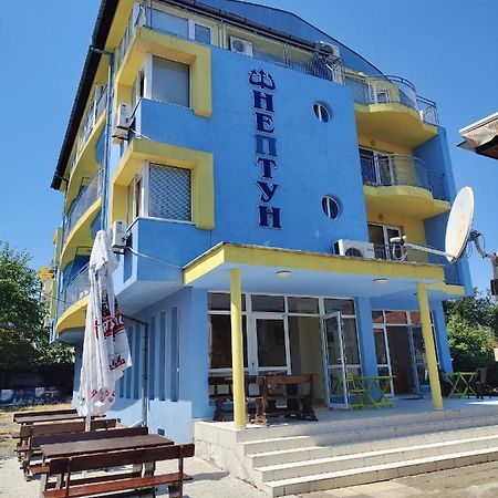 Family Hotel Neptun - Lozenets Eksteriør billede