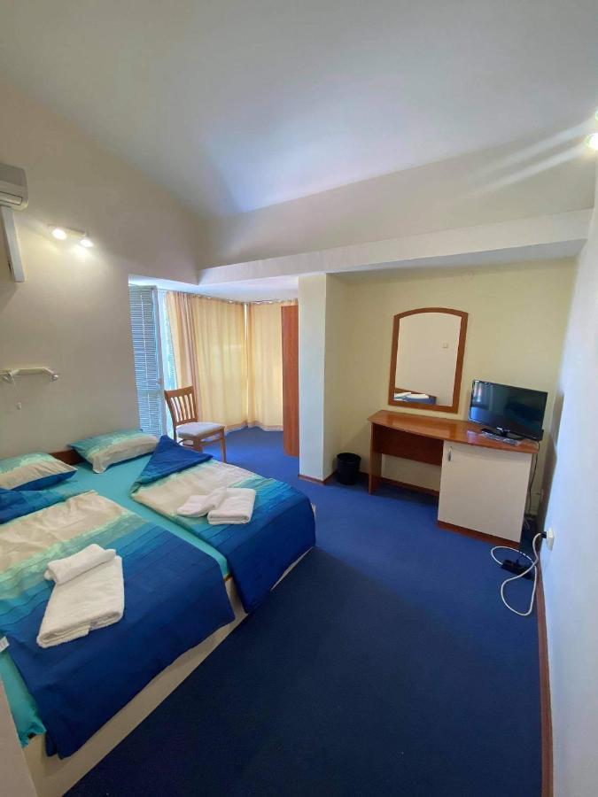 Family Hotel Neptun - Lozenets Eksteriør billede