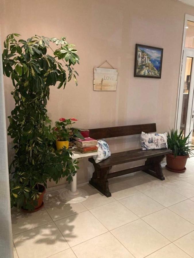Family Hotel Neptun - Lozenets Eksteriør billede