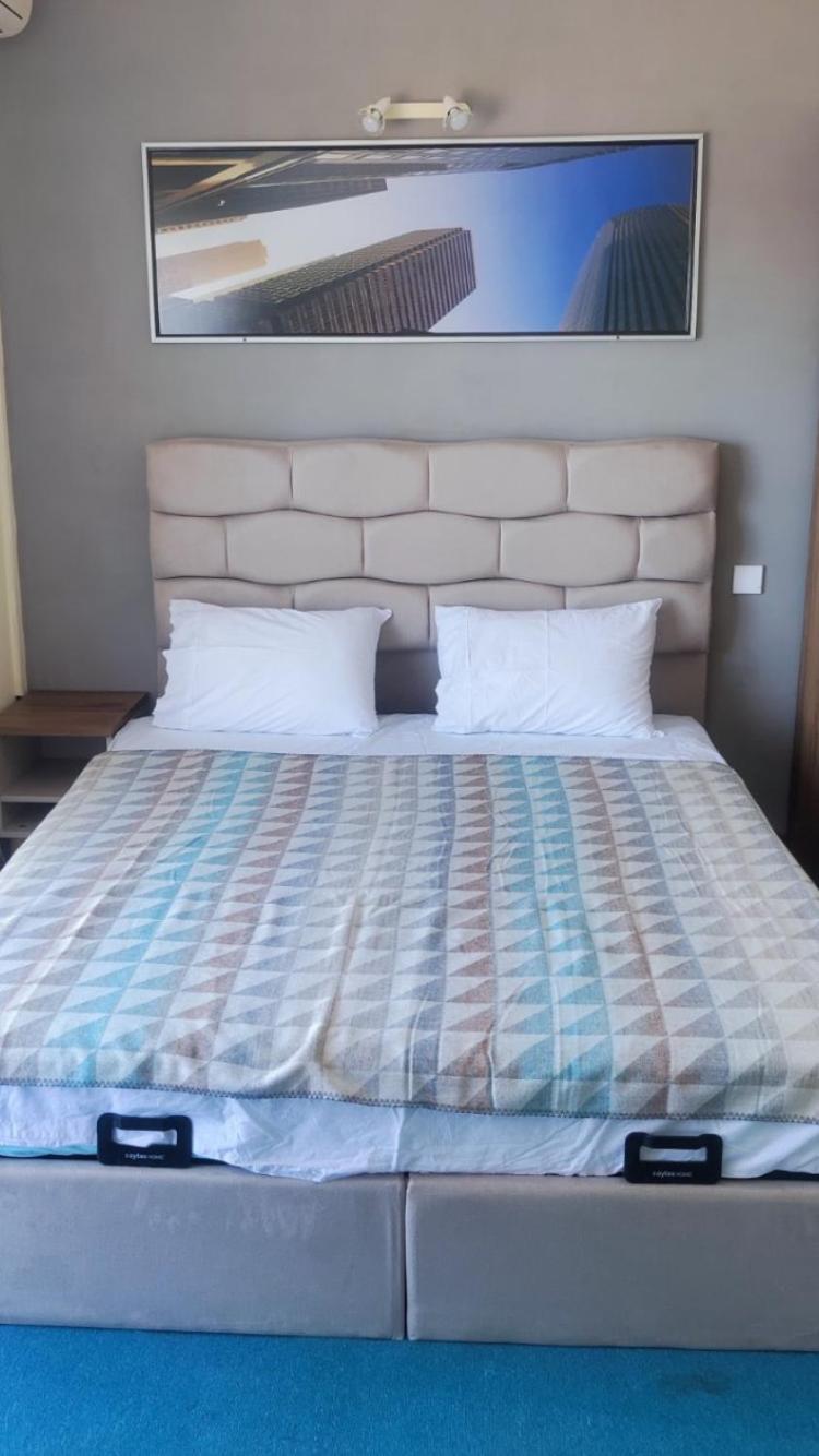Family Hotel Neptun - Lozenets Eksteriør billede