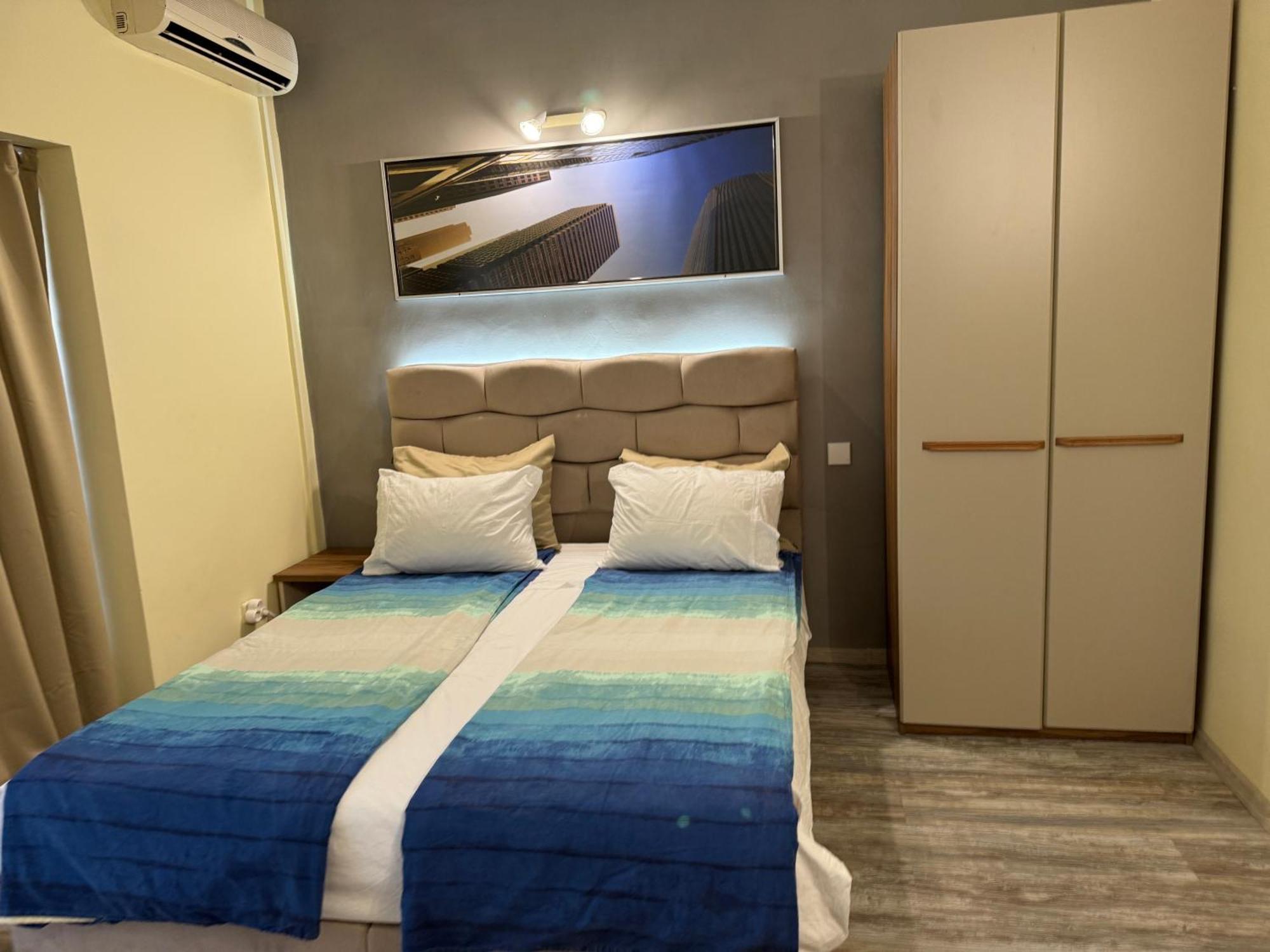 Family Hotel Neptun - Lozenets Eksteriør billede
