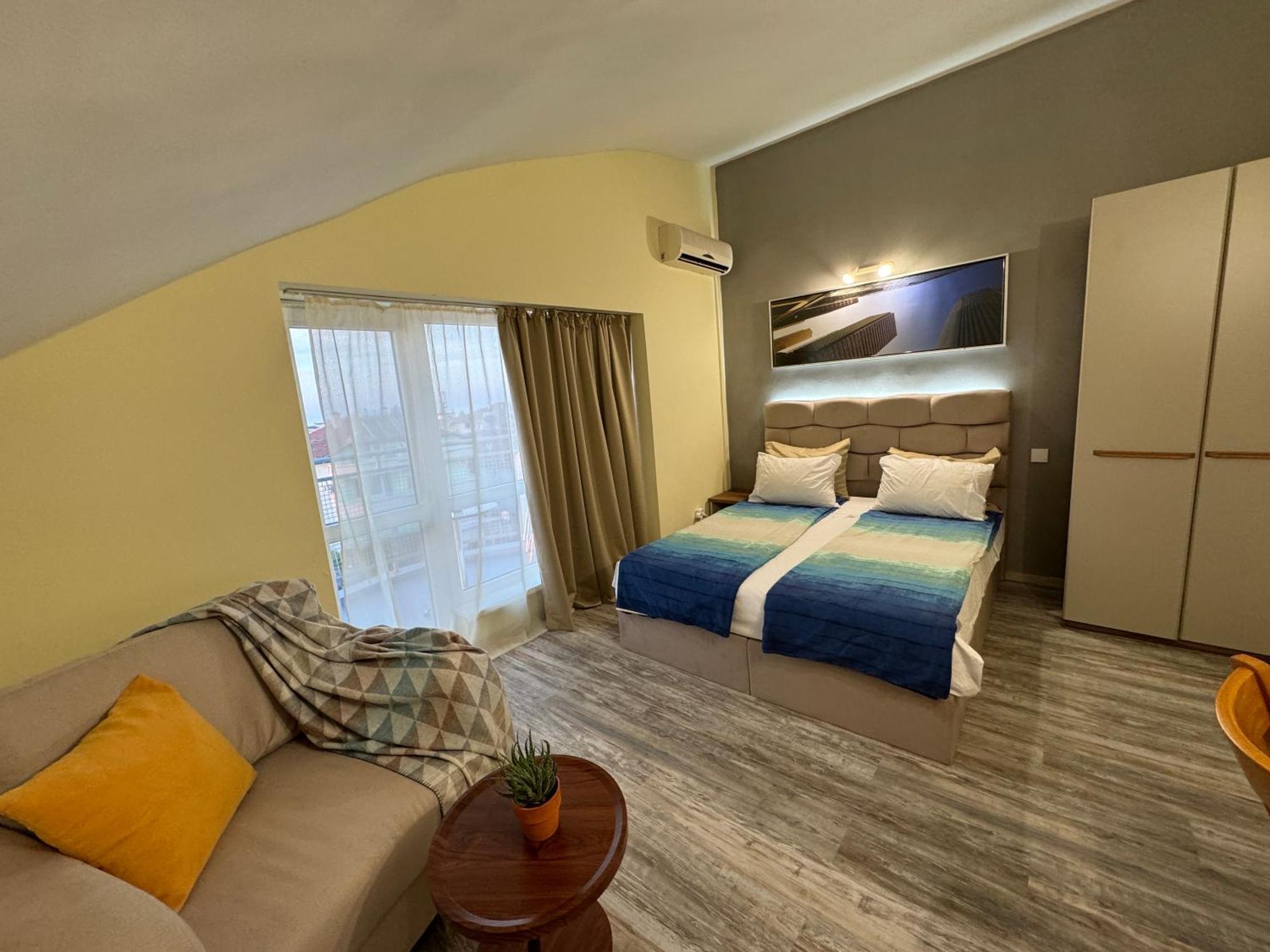 Family Hotel Neptun - Lozenets Eksteriør billede