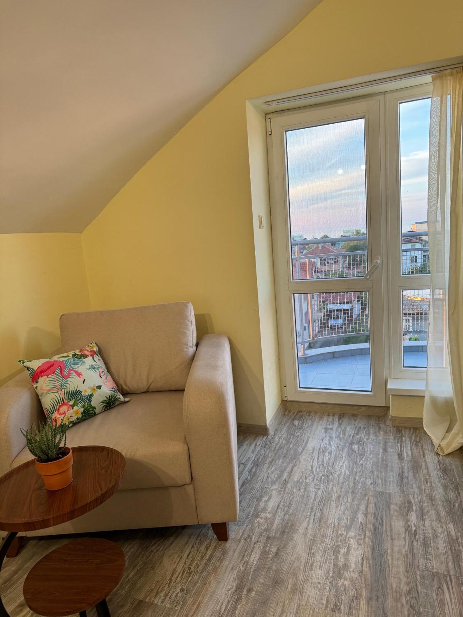Family Hotel Neptun - Lozenets Eksteriør billede